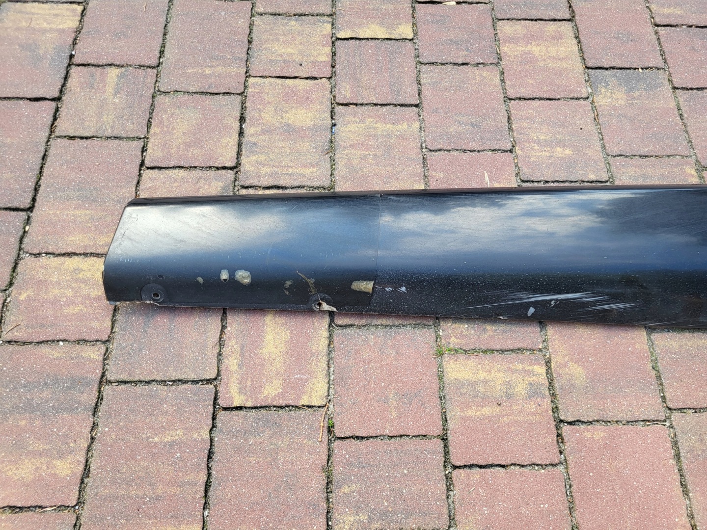 moulding cap threshold left right threshold left right ASTON MARTIN DB9