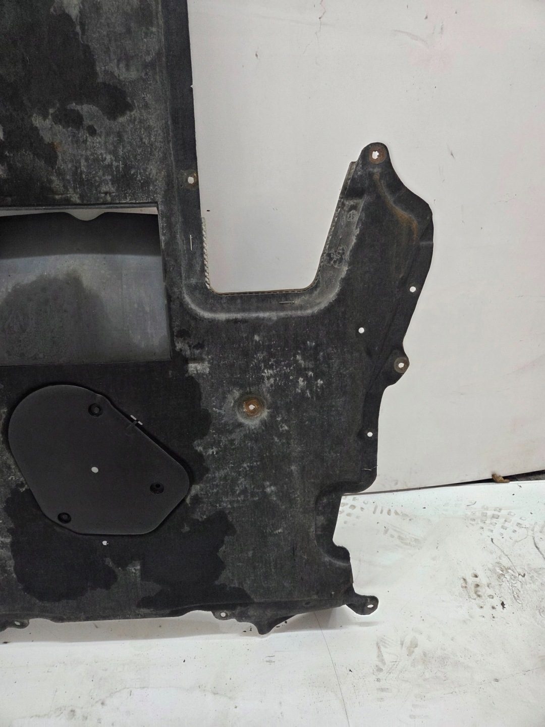 BMW E60 E61 cover below gearbox MANUAL OE