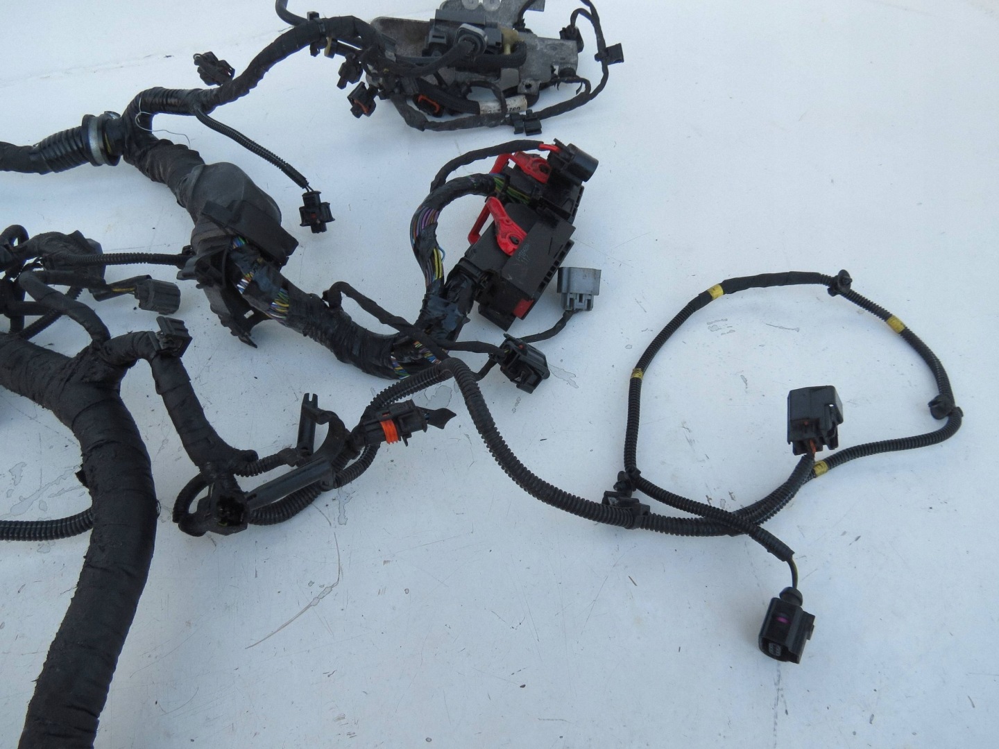 cablaggio Cablaggio motore usato VOLVO V60 e S60 II 31296241