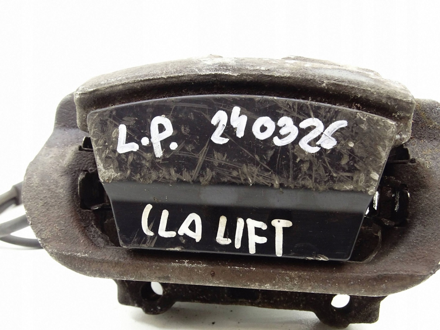 caliper brake left rear part rear MERCEDES CLA W117