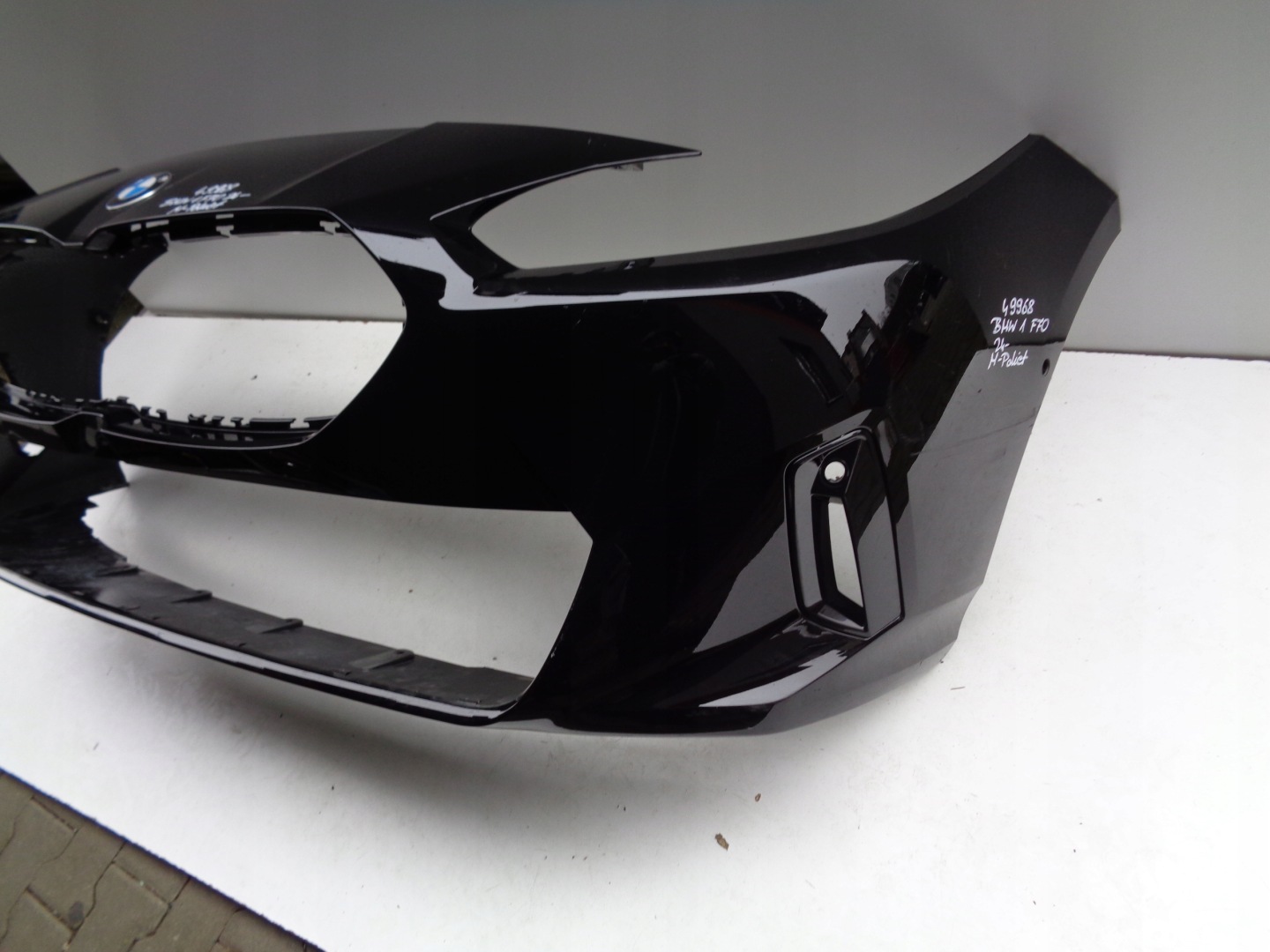 front bumper BMW 1 F70 24- NR 49968