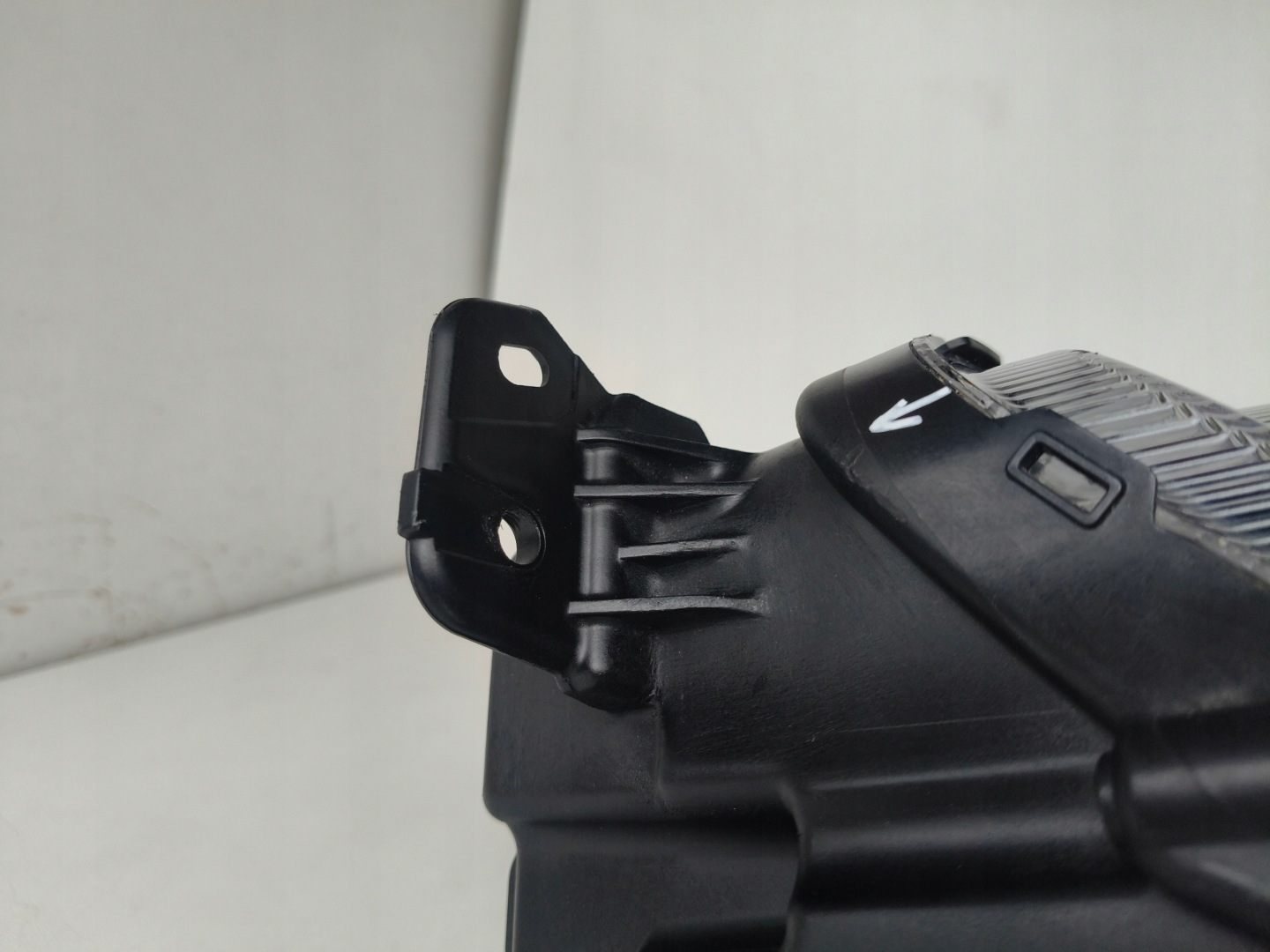 light left REFLEKTOR HYUNDAI STARIA 22- FULL LED