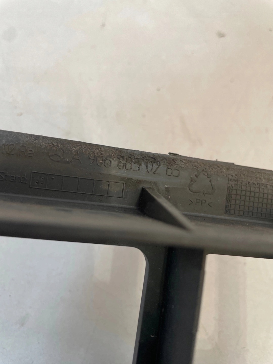 Support Support plaque Pare choc Avant Avant Droite Mercedes Sprinter W906