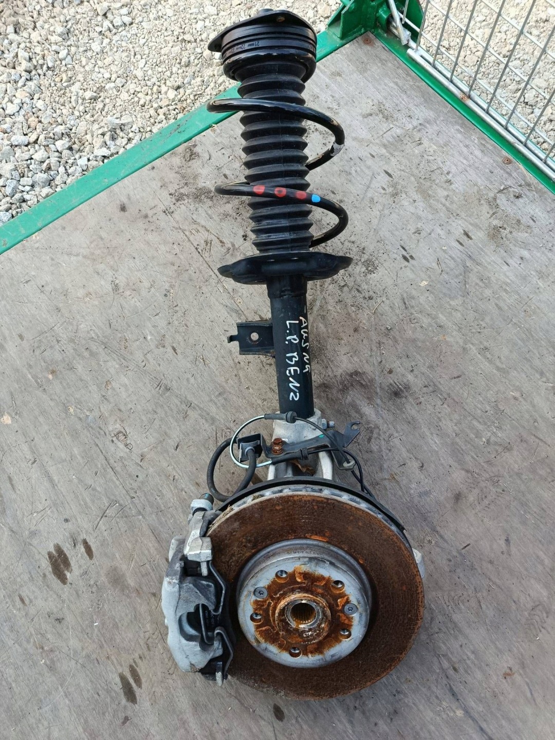 McPherson swing shock absorber front left Renault Austral 1.3 543033805R