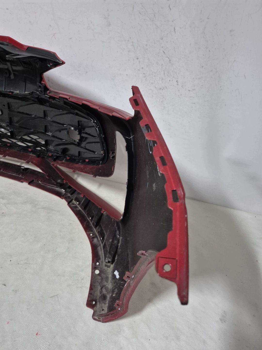 MG MG3 III 24- bumper front front for KAMERE grid P11222231
