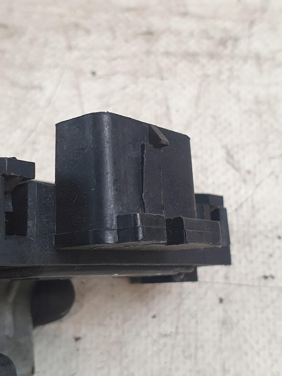 sensore pressione MAP SENSOR OE 90225716 OPEL VECTRA A 1.6B 95r.