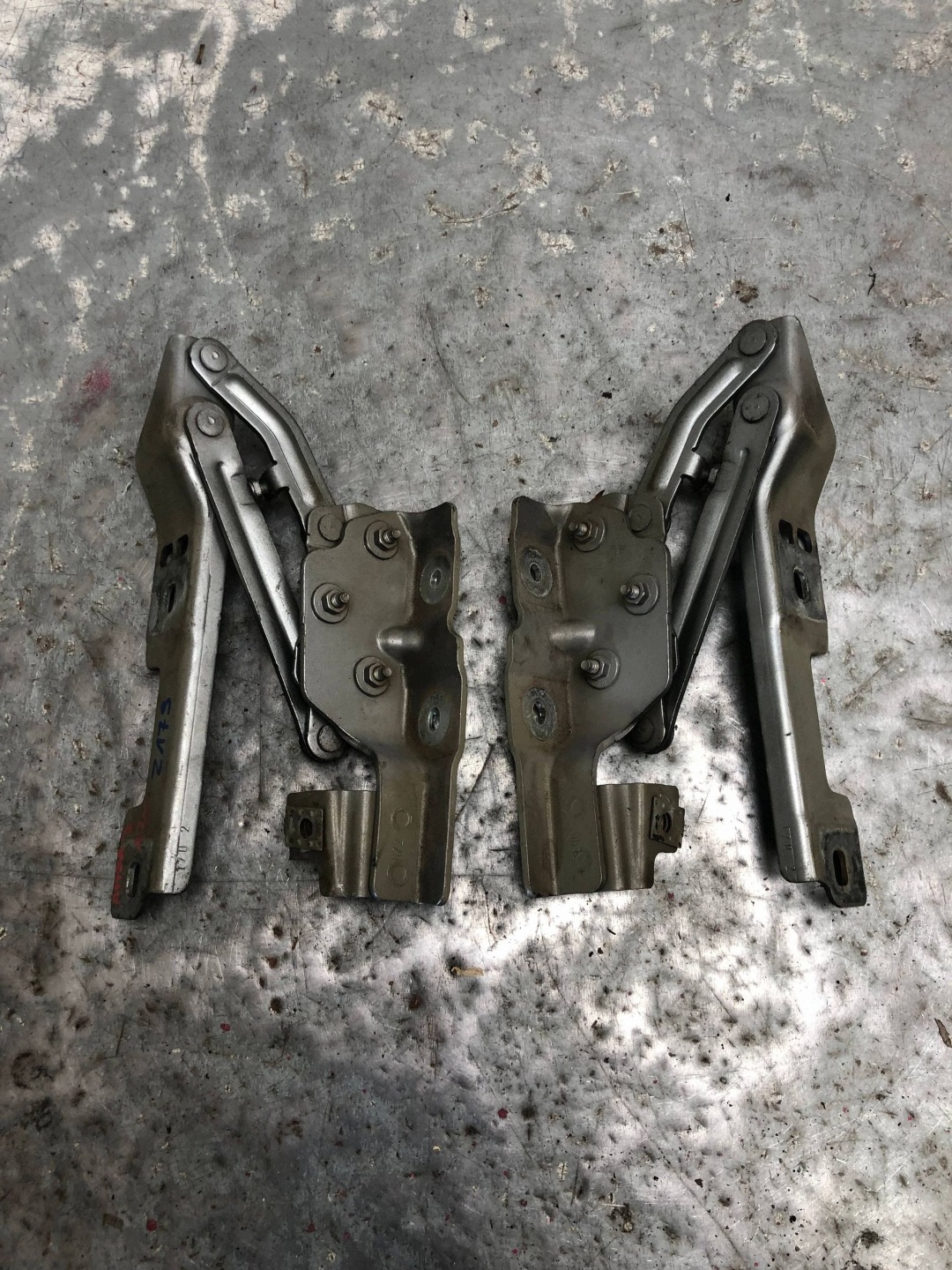cerniere cofano Z179 OPEL ASTRA J 20879202 20879203