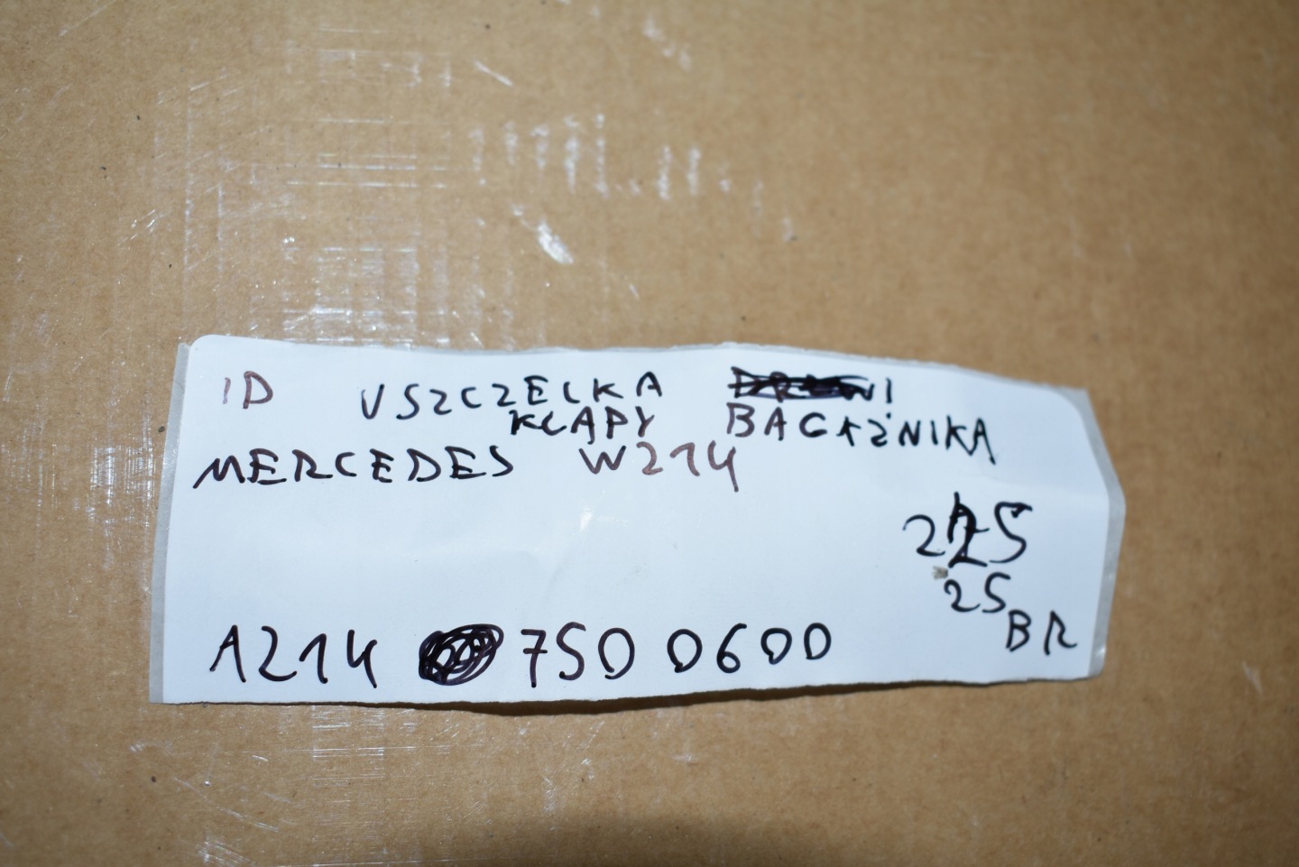 IDEALNA gasket bonnet boot MERCEDES W214 1