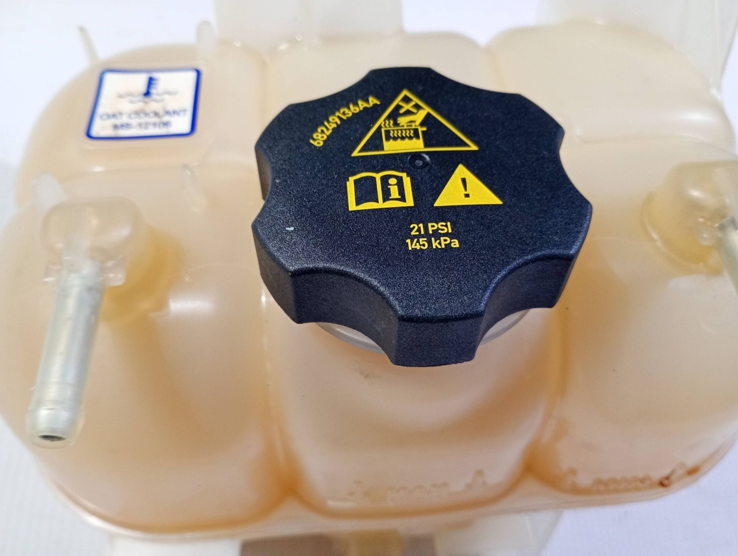 serbatoio serbatoio LIQUIDO chlodniczego Chrysler Pacifica 2017