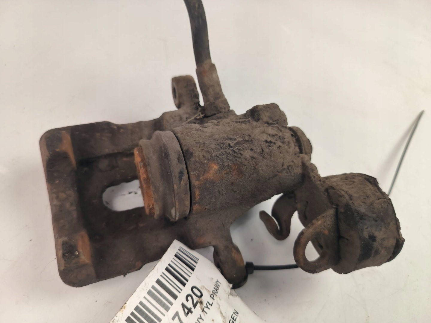 caliper brake rear part right 1.9 TDI VOLKSWAGEN VENTO