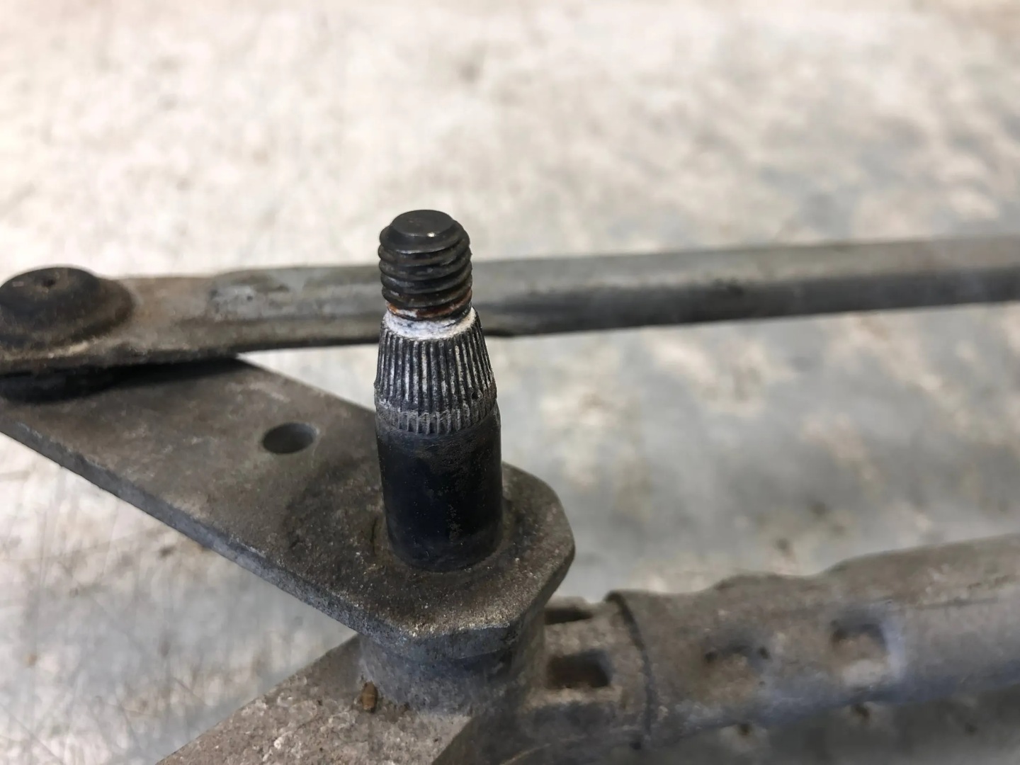 Wischergestänge VW T5 LIFT 7E1955113B
