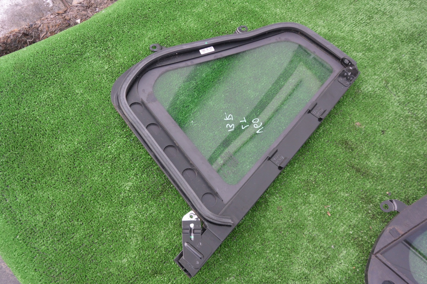 window rear part TROJKAT VOLVO V60 II LIFT