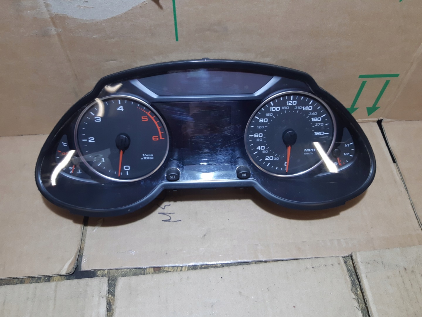 AUDI Q5 8R 2.0 TDI dials dials USA 8R0920980P