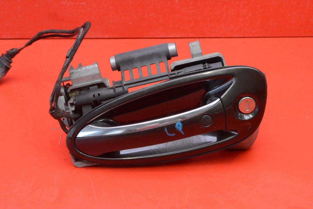 handle left front front LM9Z 97053706300 PORSCHE PANAMERA 970 09-13