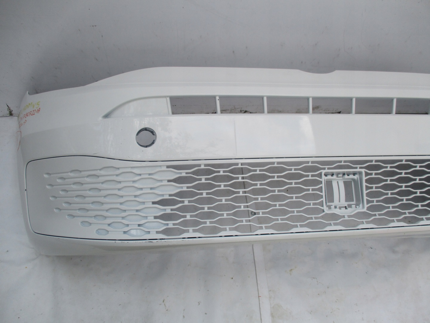 bumper front front VW Caddy V 2K7 807221A