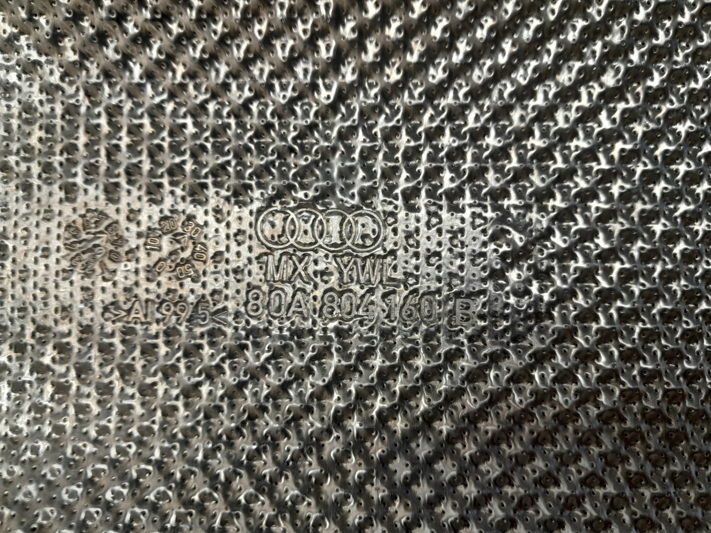 AUDI Q5 80A cover TERMICZNA chassis 80A804160B