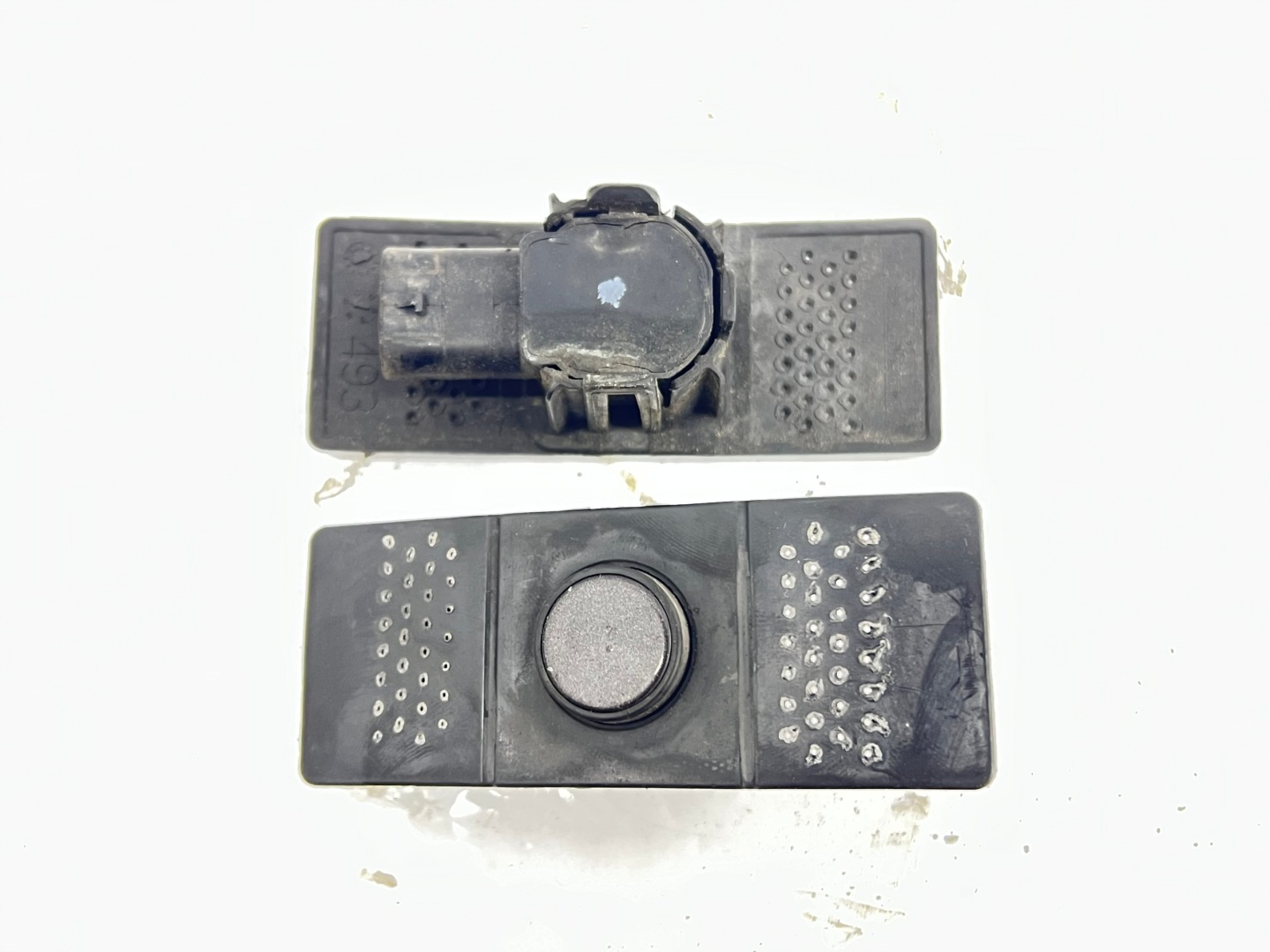 VW PASSAT B7 Sensor PDC Farbe LC8Z 4H0919275