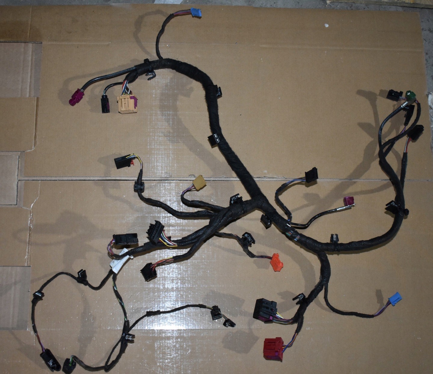 IDEALNA Câblage Console Moyen AUDI A5 B10 1