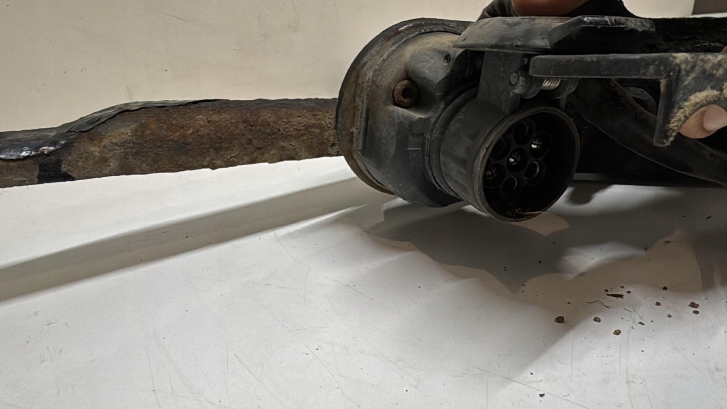 Gancio traino SAAB 9-3 II 93 OEM berlina Originale 7PIN Z MODULEM e cablaggio GM