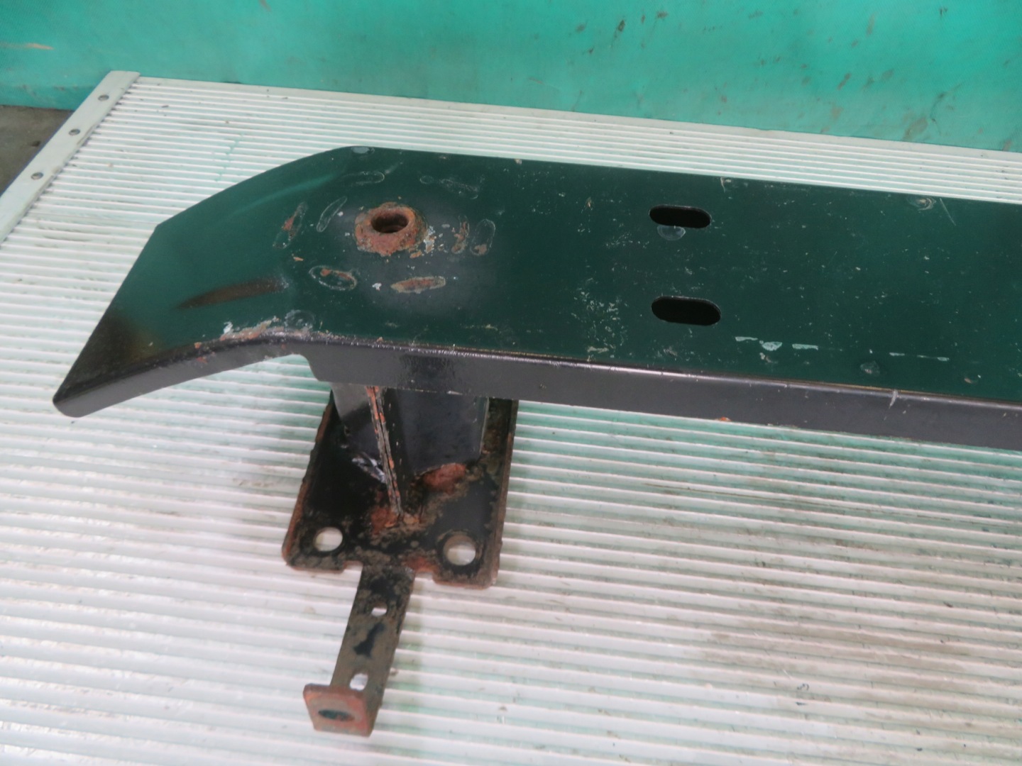 sider pillar of a bumper front JUMPER BOXER DUCATO 13R