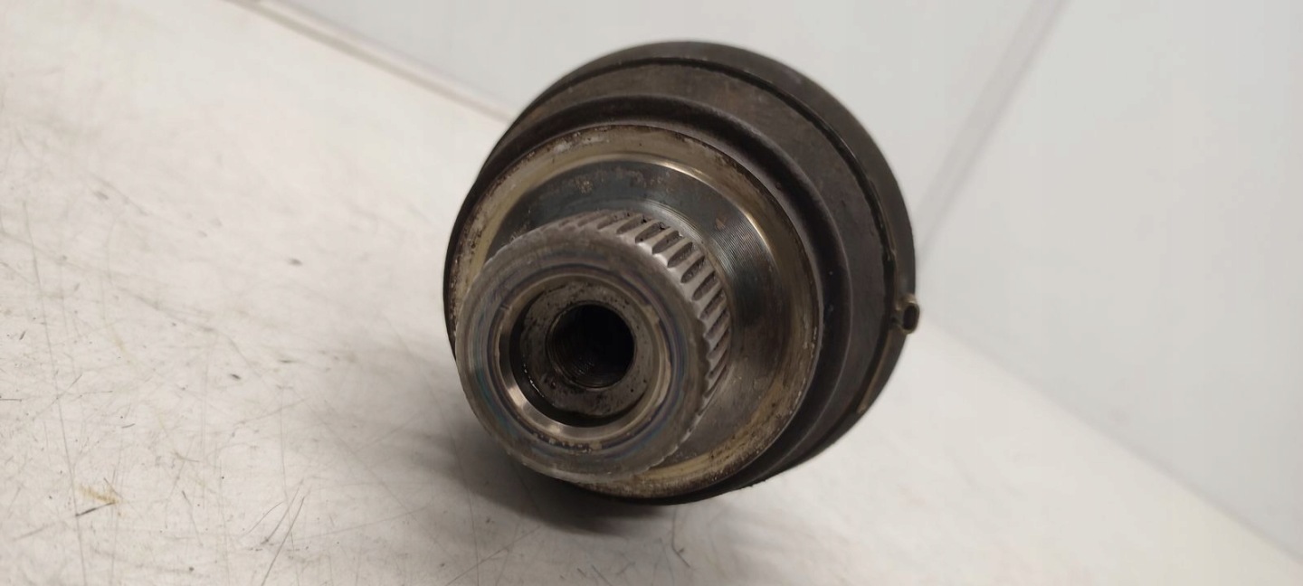 semi-axis short. Audi A4 B8 1,8 TFSI