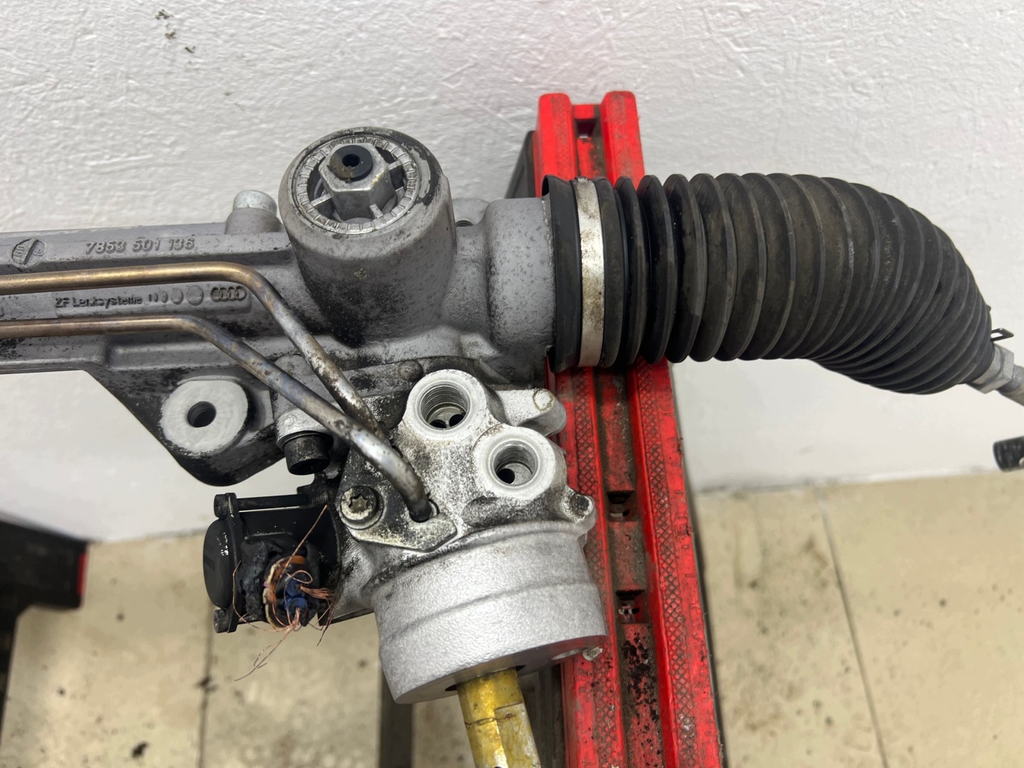 control drag rod servo steering AUDI A6 C6 4F1422066A EUROPA