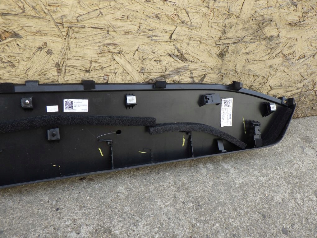 KIA SPORTAGE V 5 21- cap bonnet moulding