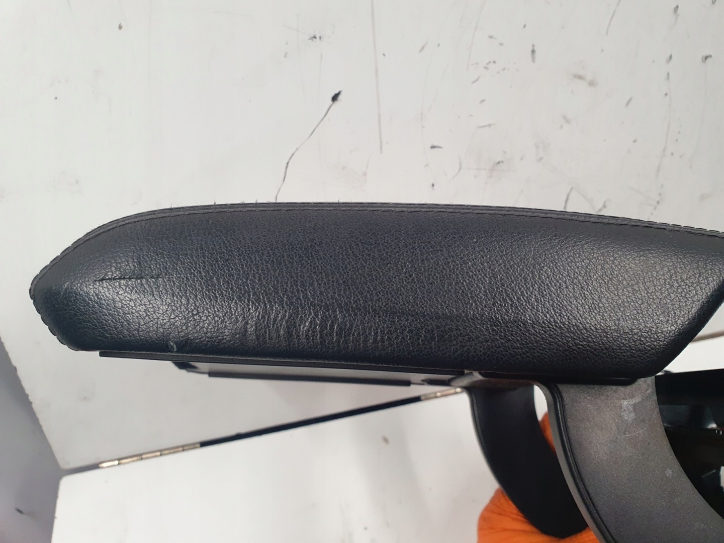 Audi A5 8T 07- 1.8 TFSI 07- armrest leather
