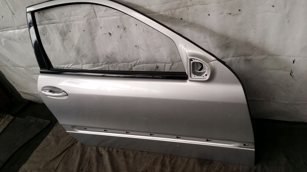 dveře předek přední pravé Mercedes W203 coupe