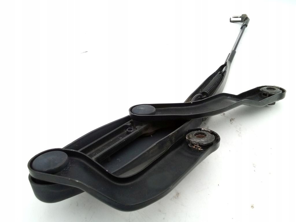 Mercedes E class W211 wiper arm right A2118200444