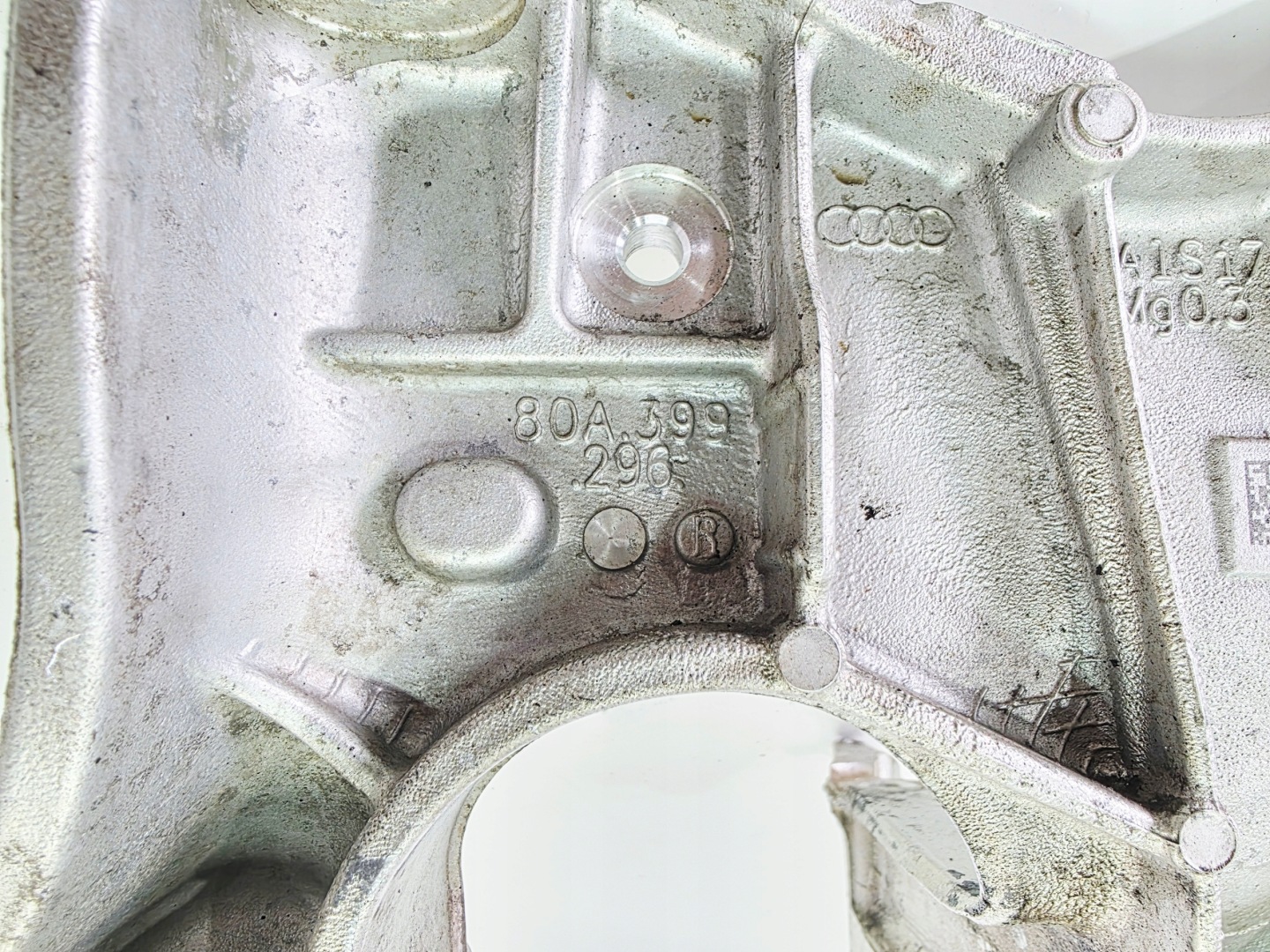 engine mount console right AUDI Q5 FY 80A399296R