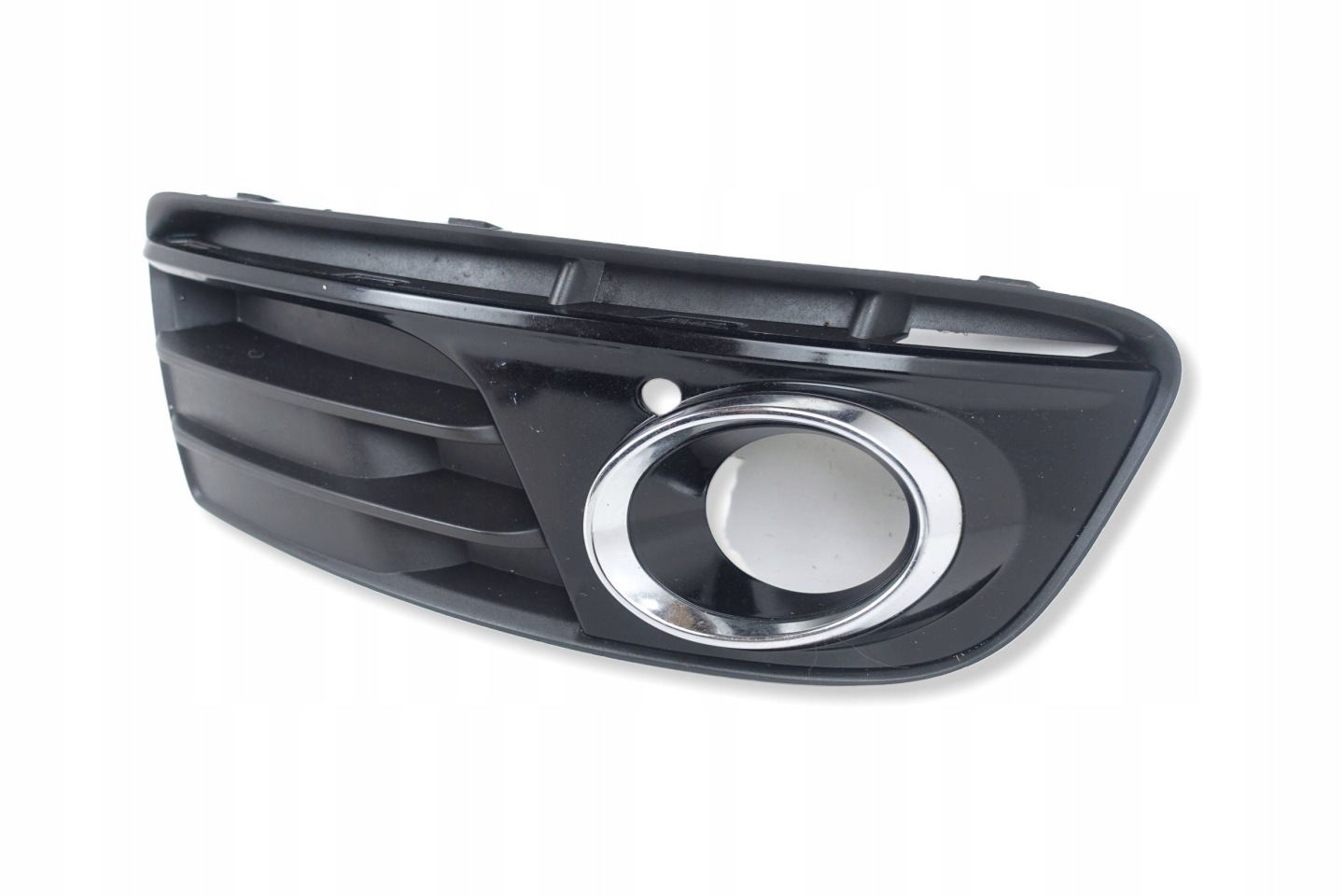 grid grille of a bumper right front right front AUDI Q5 8R LIFT 2012-2016