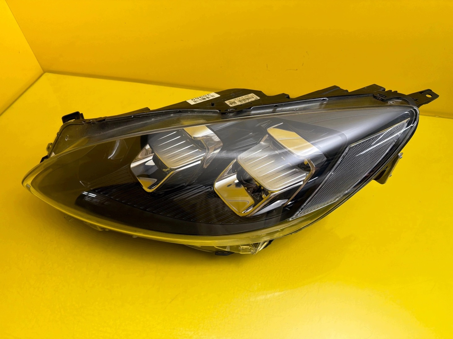 light left front Ford Kuga MK3 MK III 3 Full Led LV4B-13E015-FG