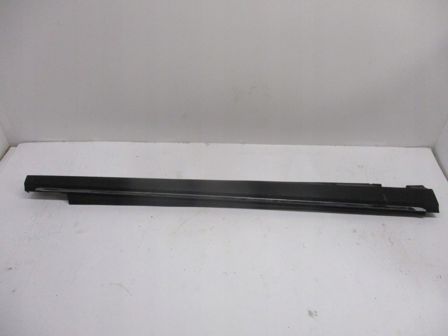 cap threshold moulding Mercedes ML166 right 12R