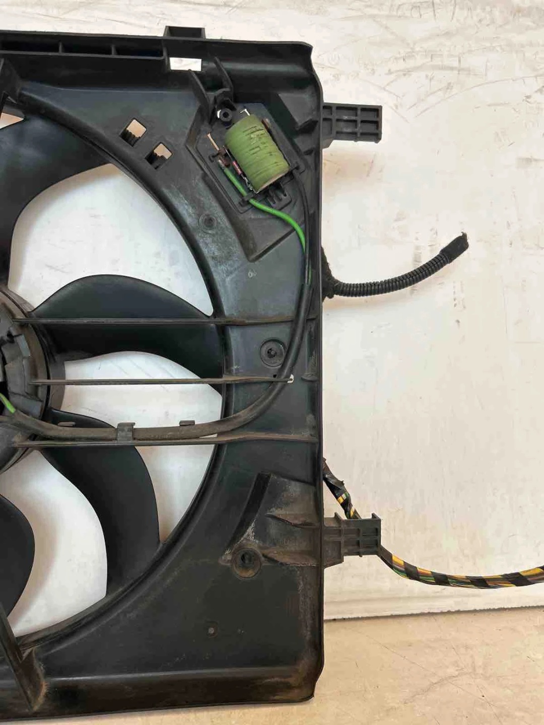 Obal ventylátora ventilátor Opel Astra IV J