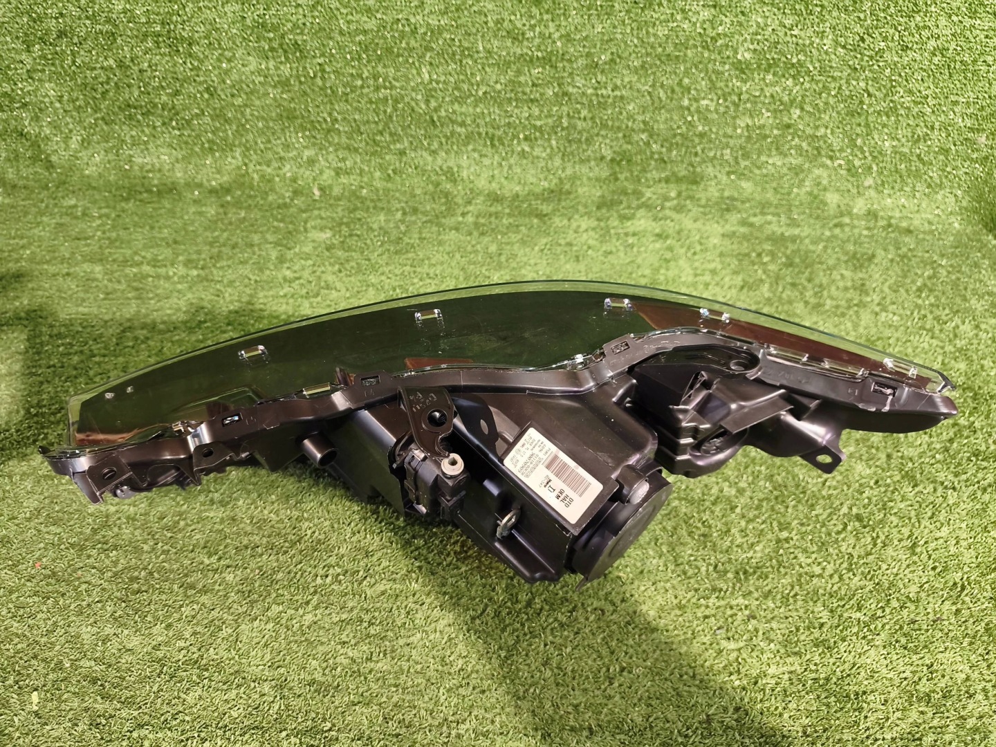 REFLEKTOR right front TOYOTA AURIS II LIFT 15- NR.1171