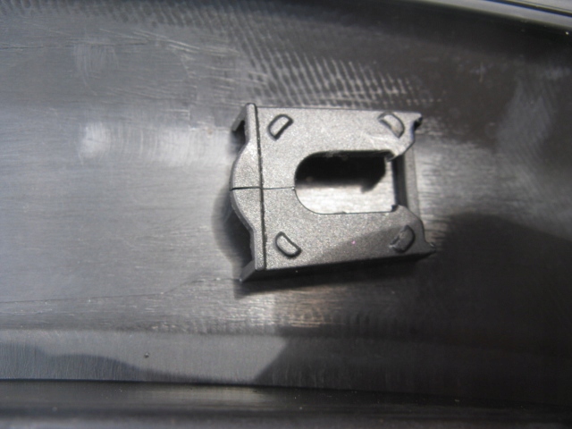 cap for fender right front SUZUKI SX4