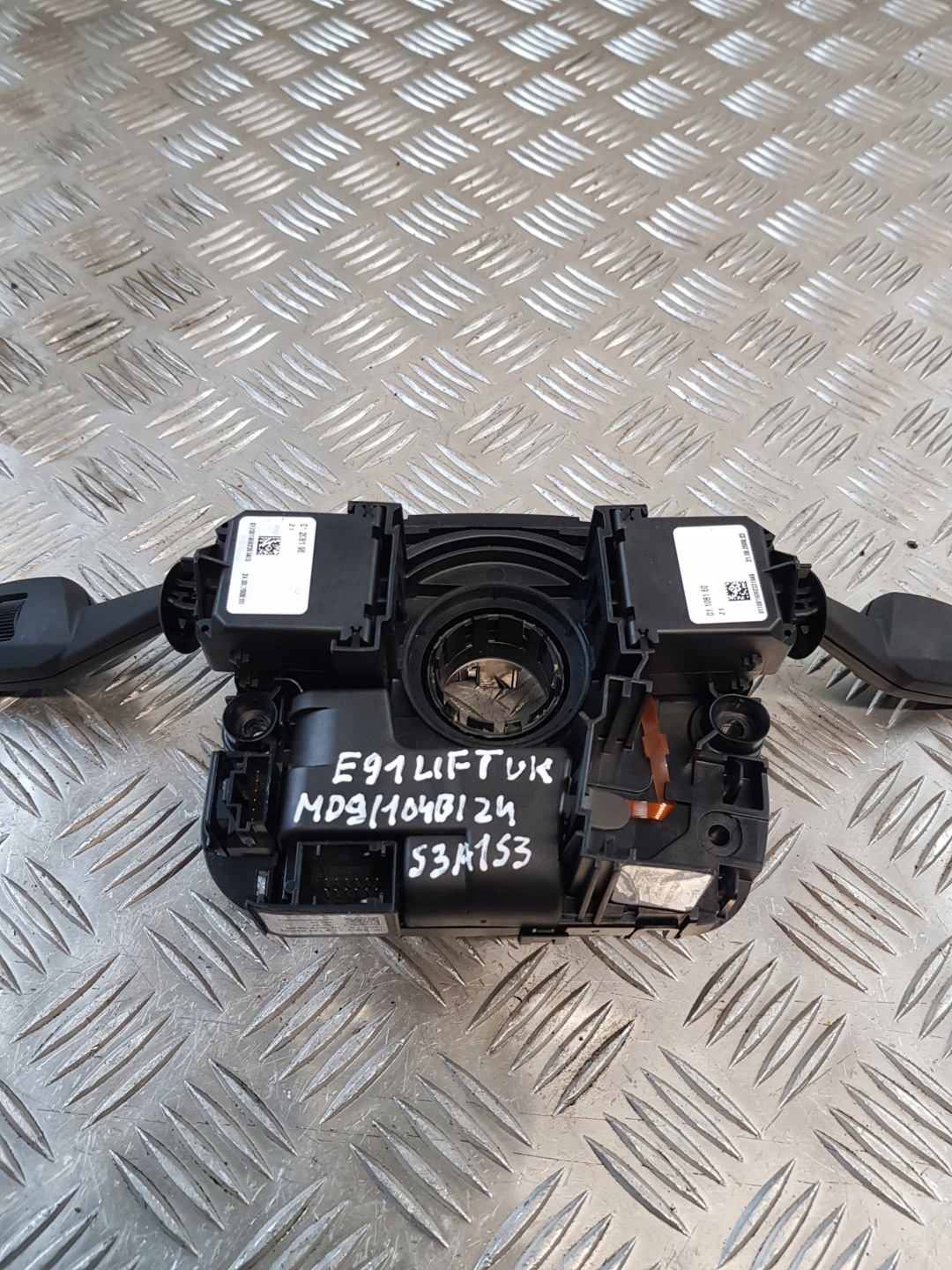 steering wheel levers and controls control ring OE 9123034 BMW E91 LIFT UK