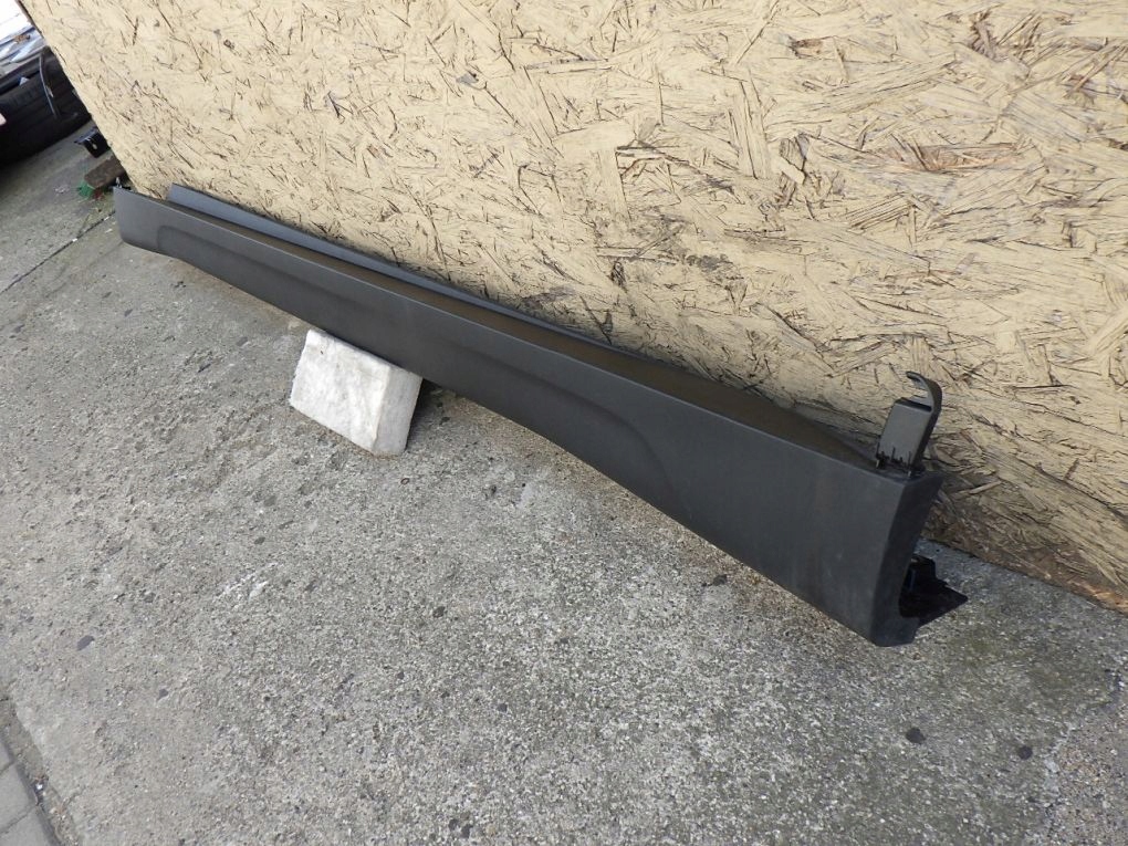 BMW X5 F15 threshold cap left support