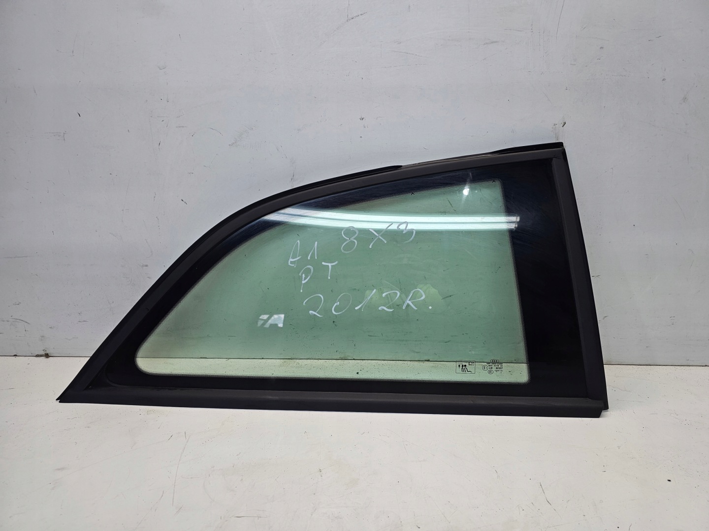 window bodywork MAT AUDI A1 8X3 3-door right rear part 2012R