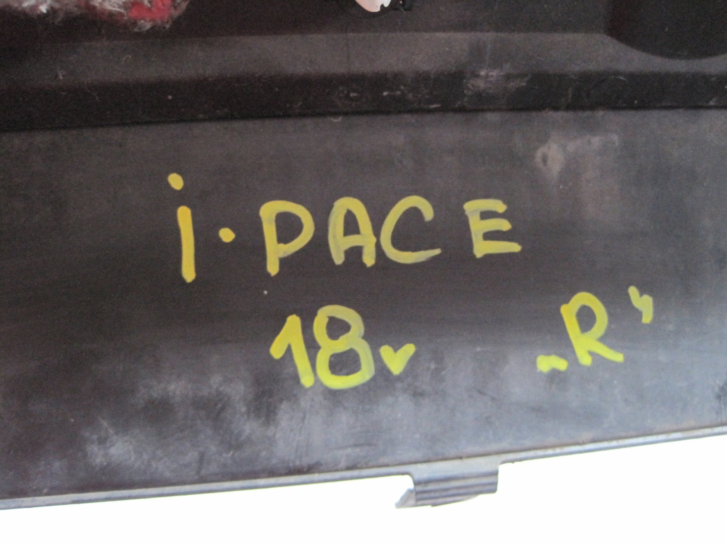 cap moulding threshold JAGUAR and PACE right 18R