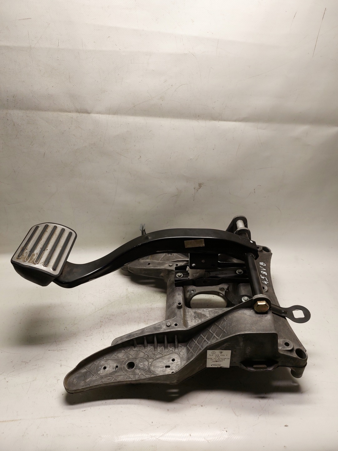 PORSCHE CAYENNE VW TOUAREG PEDAL Bremse AUTOMAT
