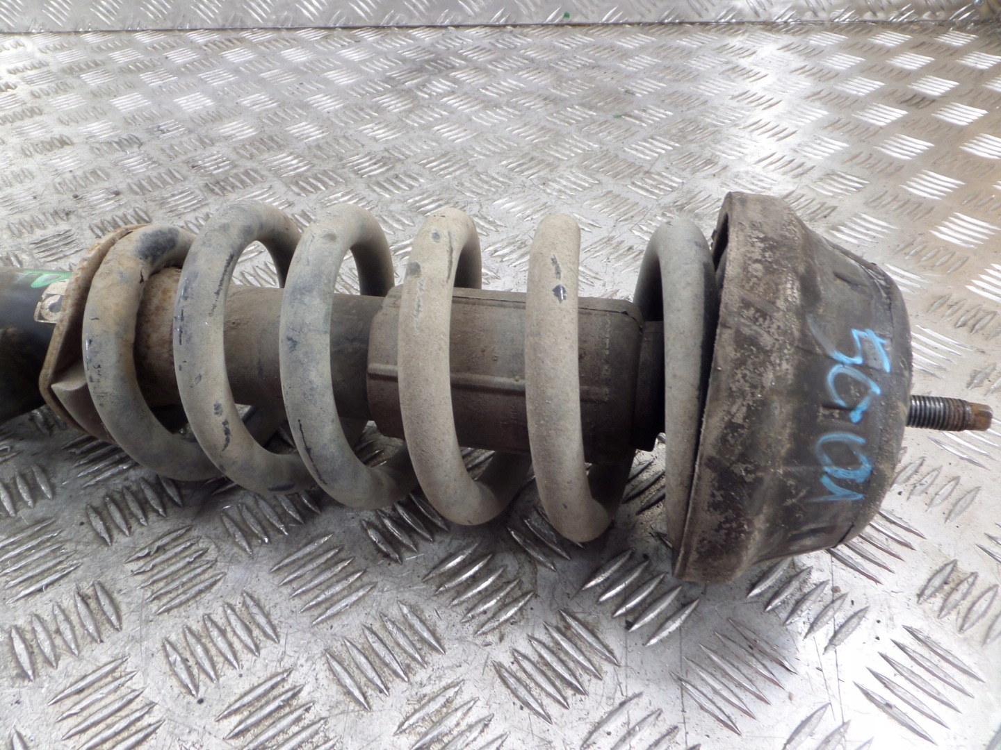 VW Amarok 2H front front shock absorber 2H0412021BJ