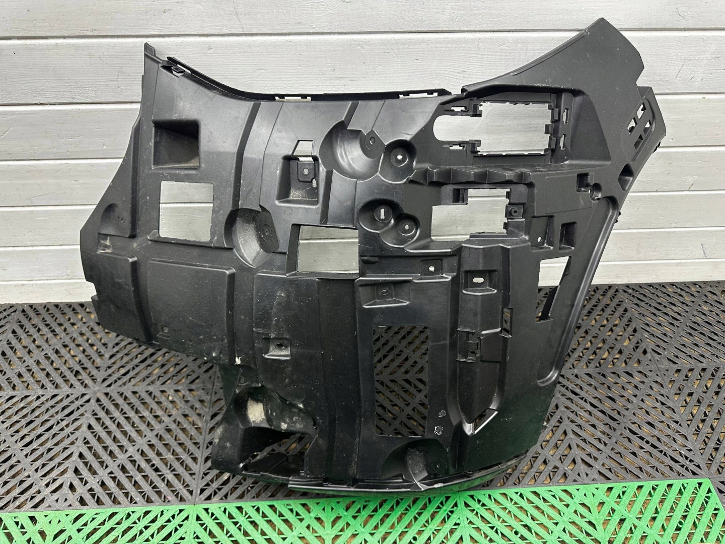 bumper bracket of the front front BMW X3 G45 5A26E45