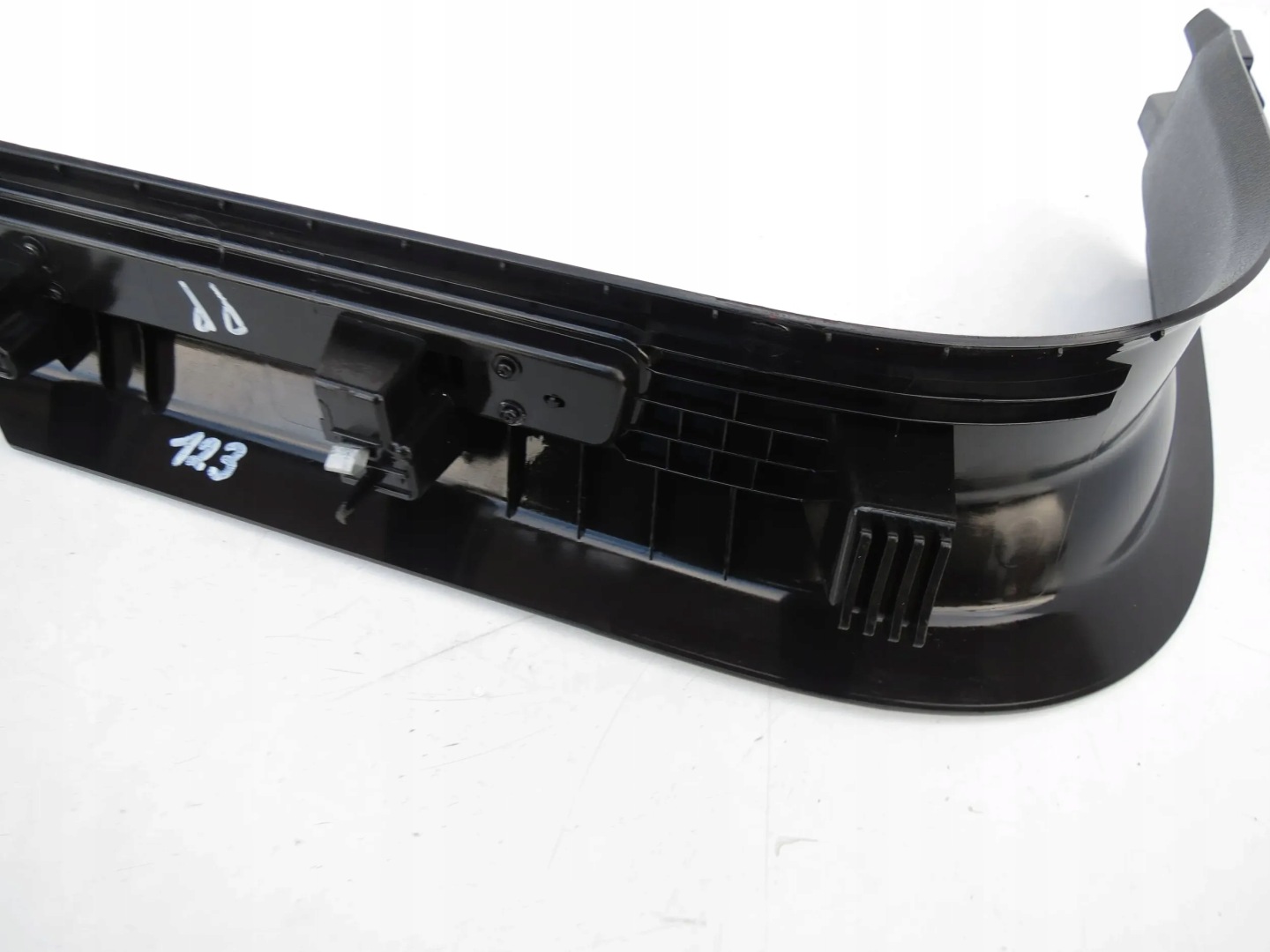 moulding cap cover of the threshold threshold right VOLVO XC60 II 17