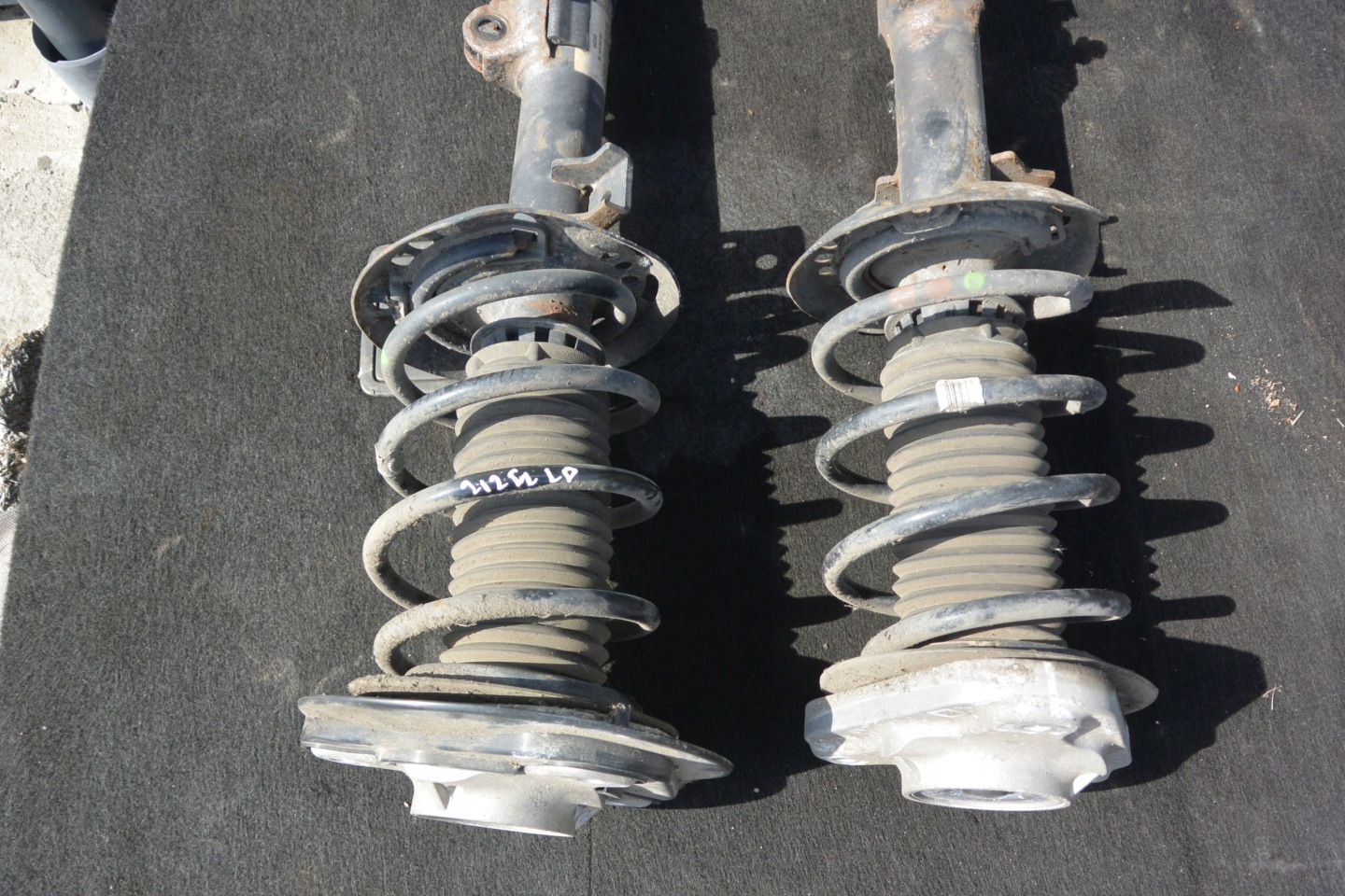 shock absorber front left right MERCEDES-BENZ E W212 LIFT E300 HYBRID KPL