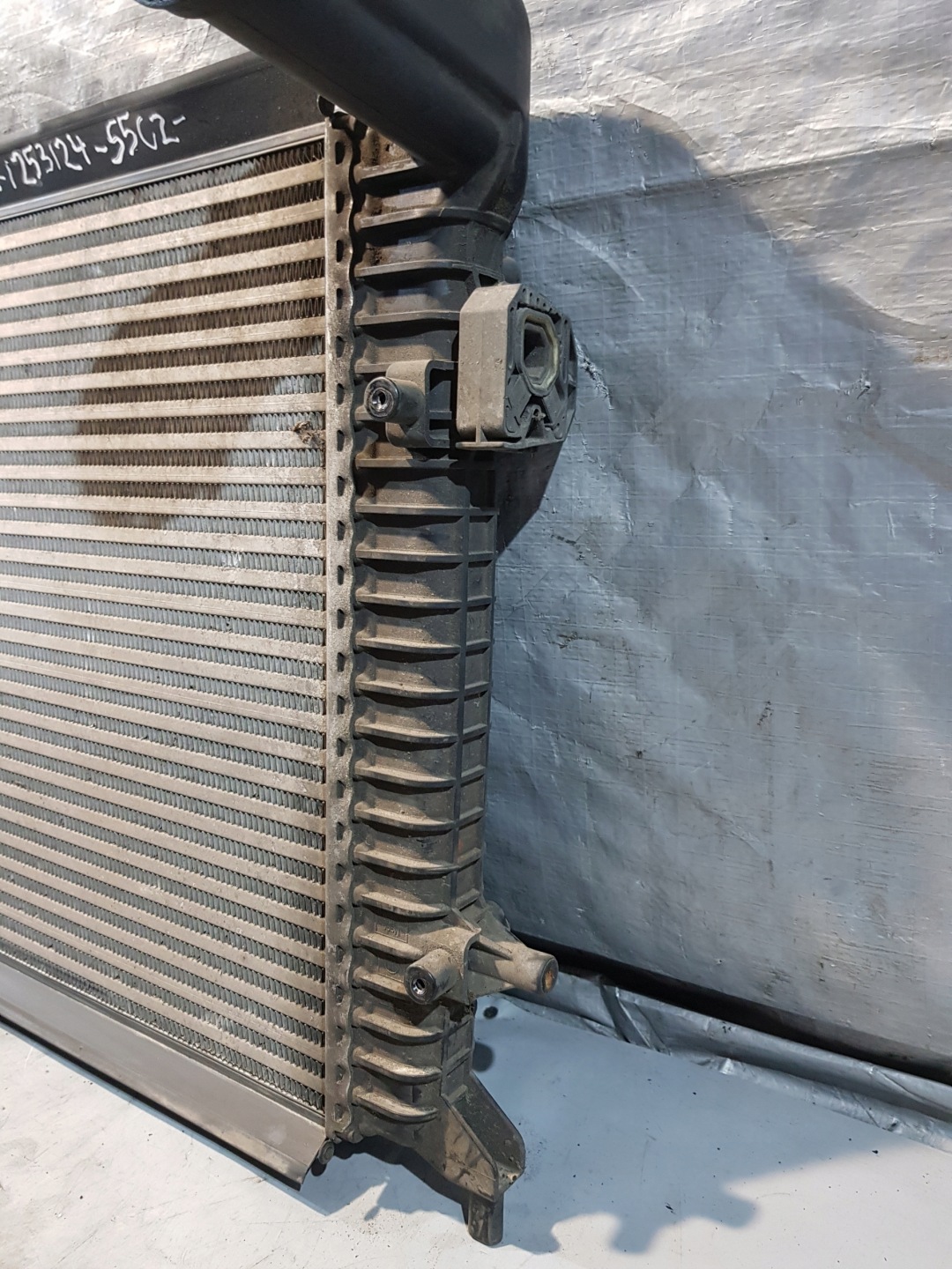 radiator intercooler 3C0145803E VW PASSAT B6 2.0 TDI