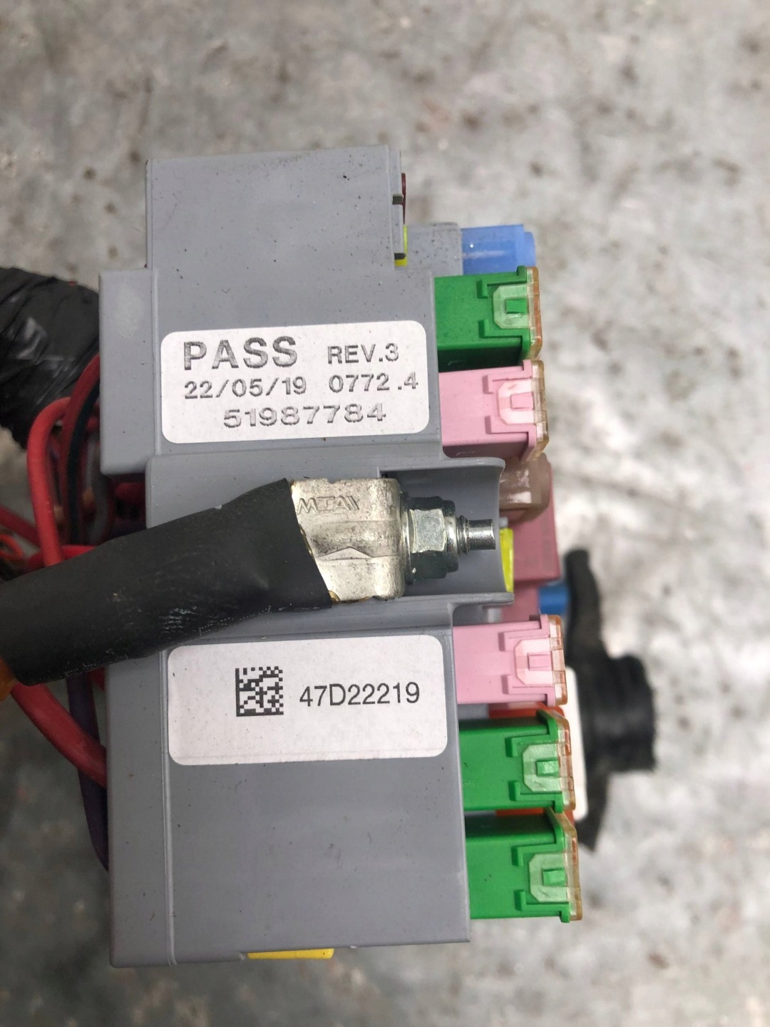 Module fusibles JEEP COMPASS II 51882145 51987784