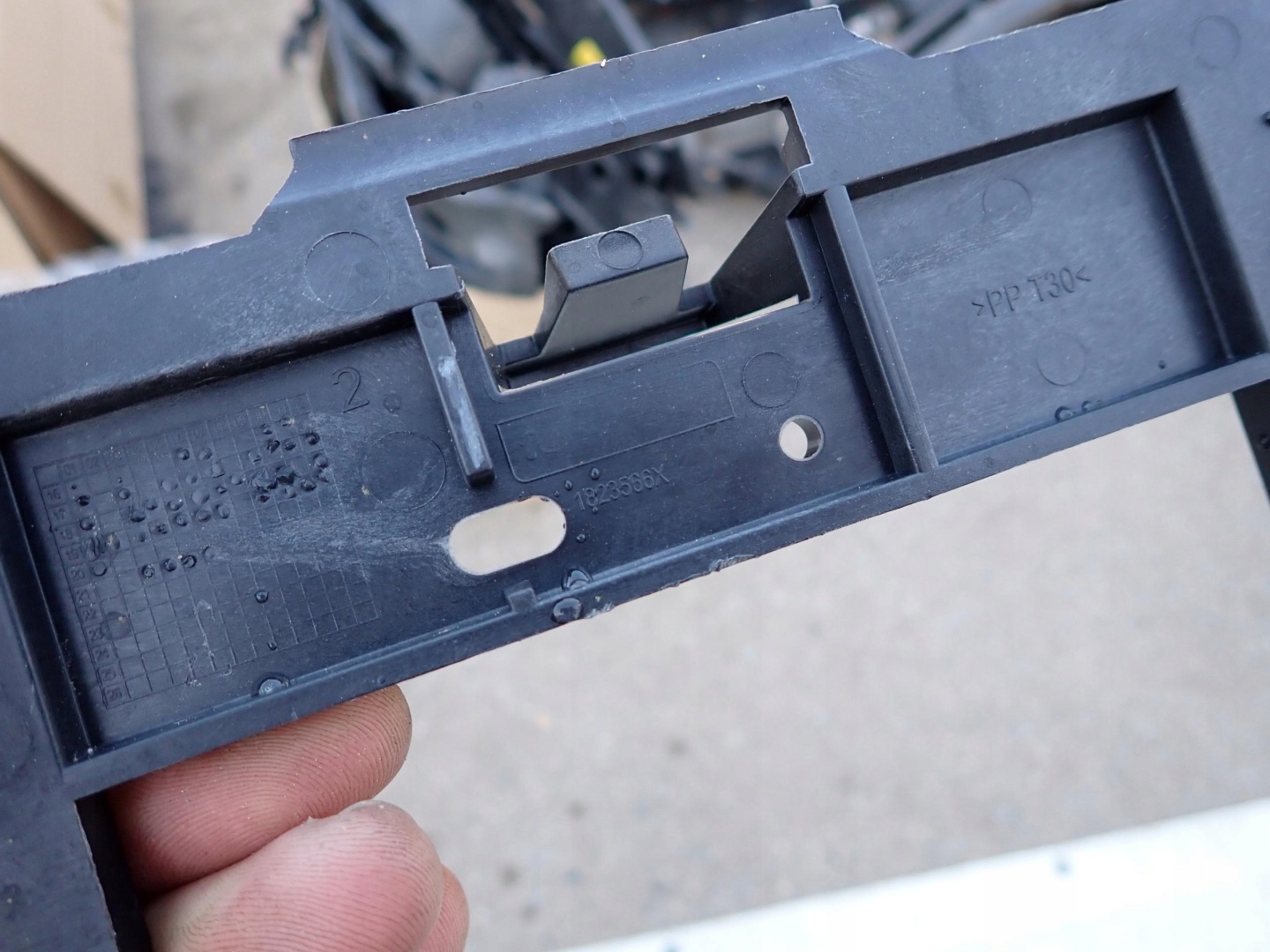 CITROEN C3 AIRCROSS bumper bracket rear part