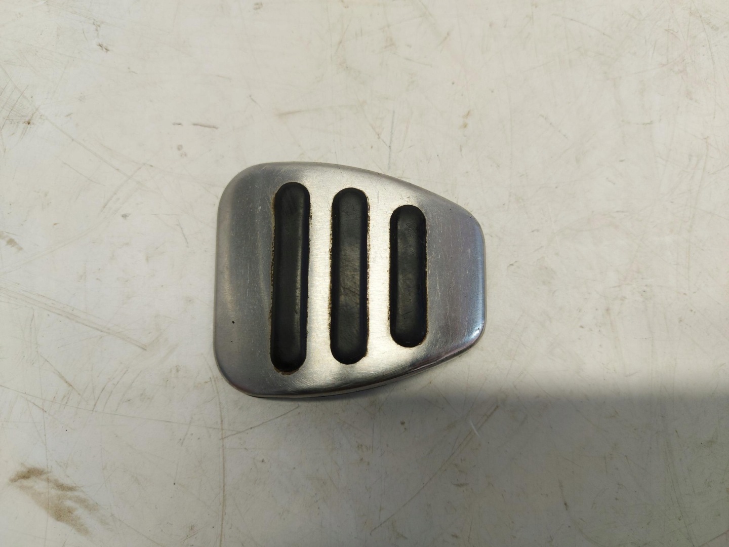 FORD MUSTANG VI Couverture pedalu Frein DR33-2457-BA